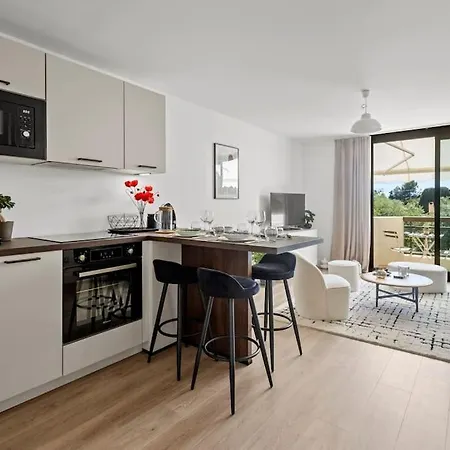 Adorable 2p Avec Piscine Apartmán