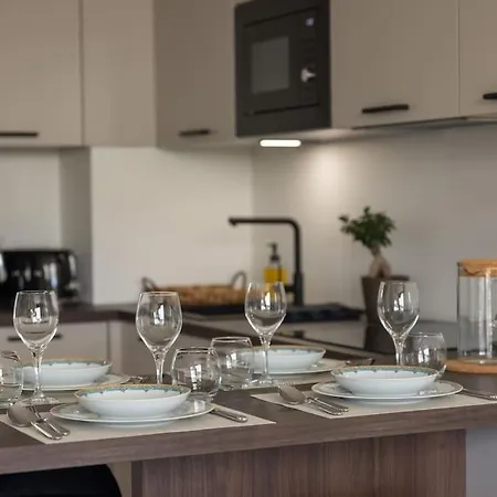 Adorable 2p Avec Piscine Apartmán